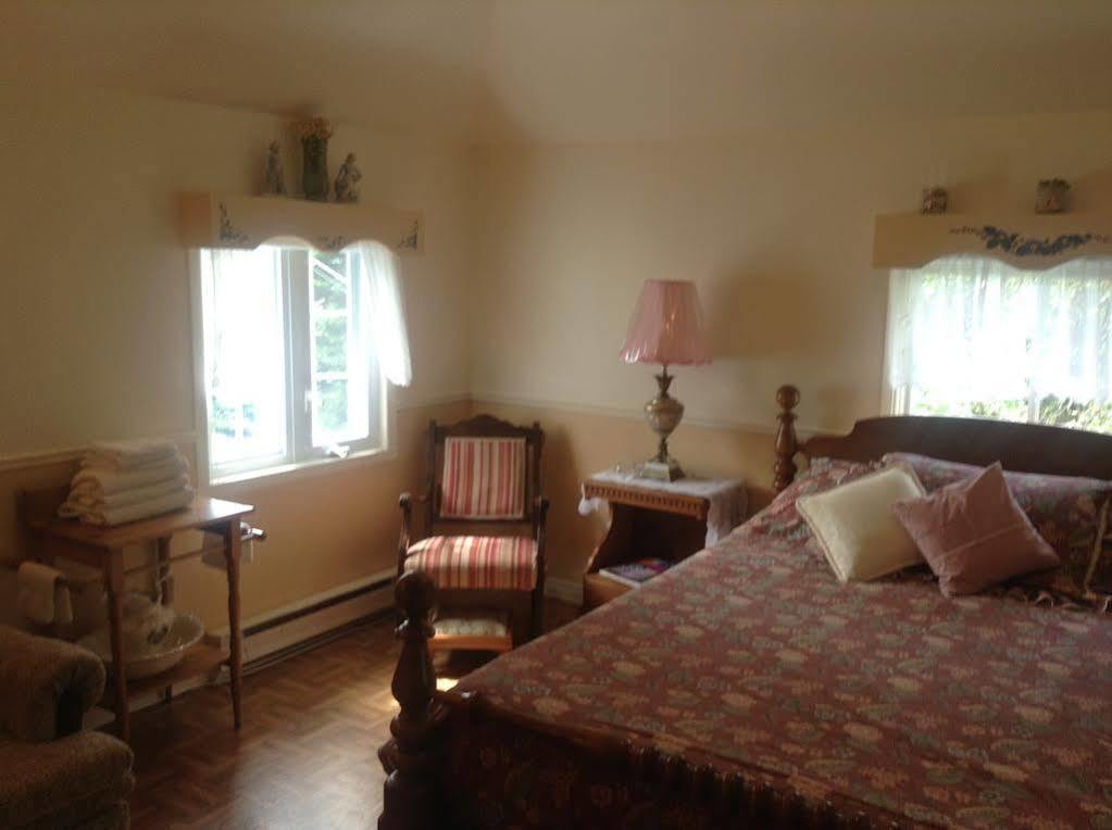 Gite Macdale B&B Paspebiac Exterior photo